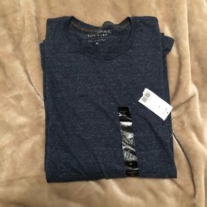 NWT BANANA REPUBLIC SHIRT